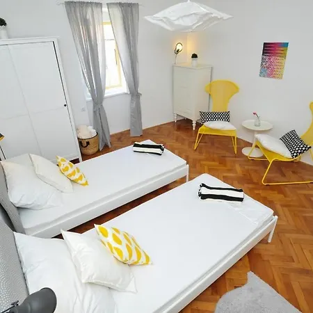 Apartment Downtown Tango *