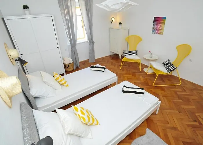 Apartment Downtown Tango *